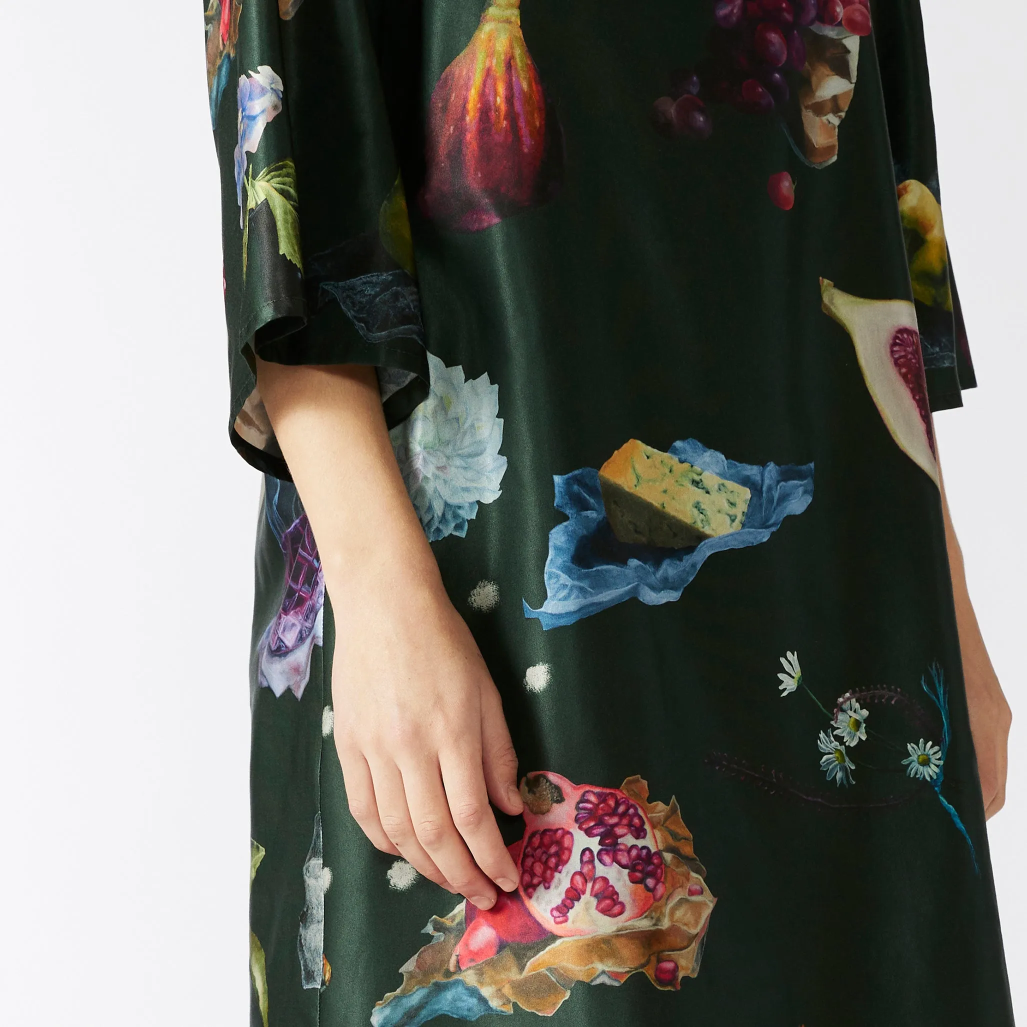 KEEGAN CLASSIC 3/4 SLEEVED DRESS [ Cotton / Silk ~ Picnic Print ]