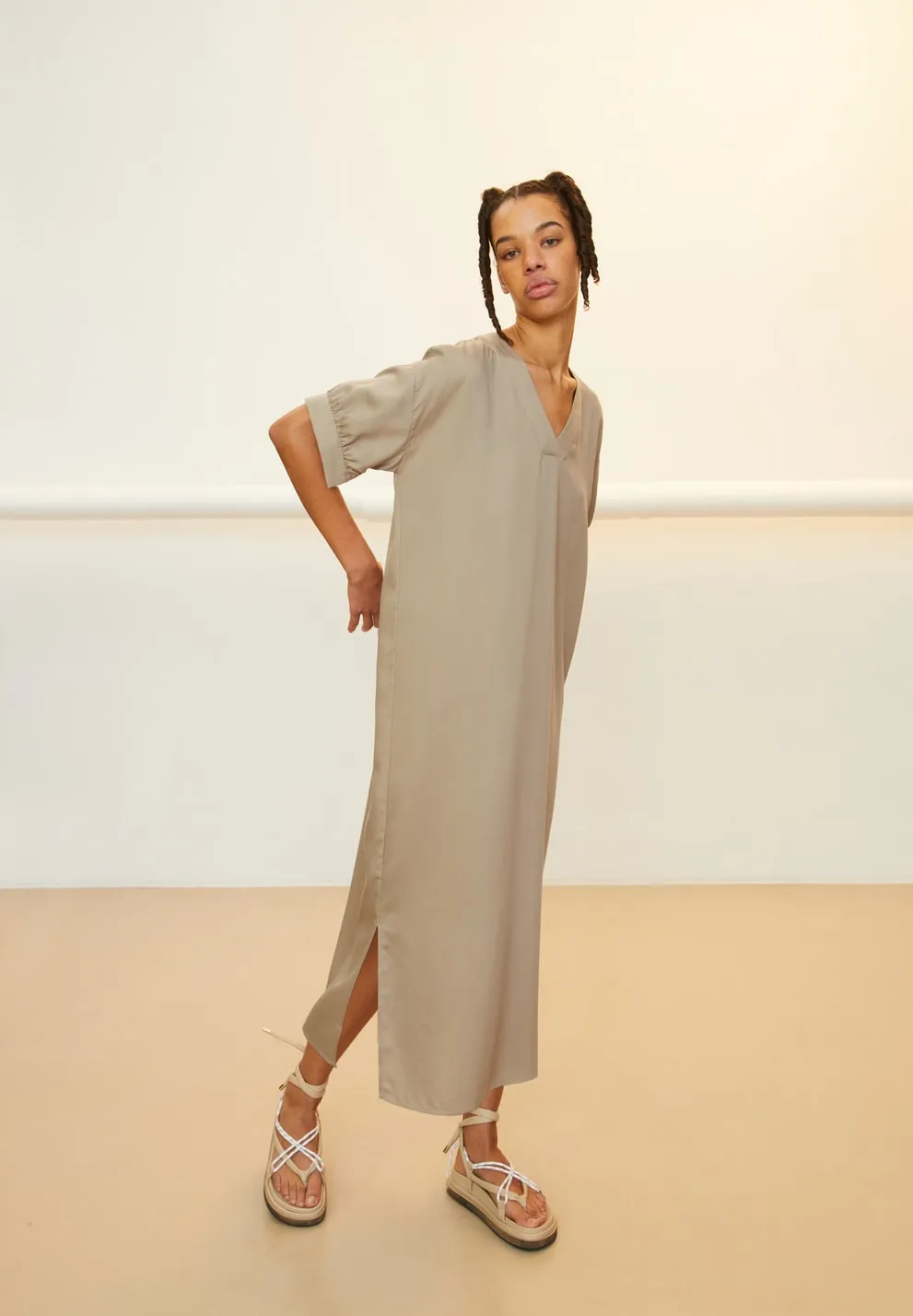 Nerisaa Black Short Sleeve Maxi Dress In Tencel