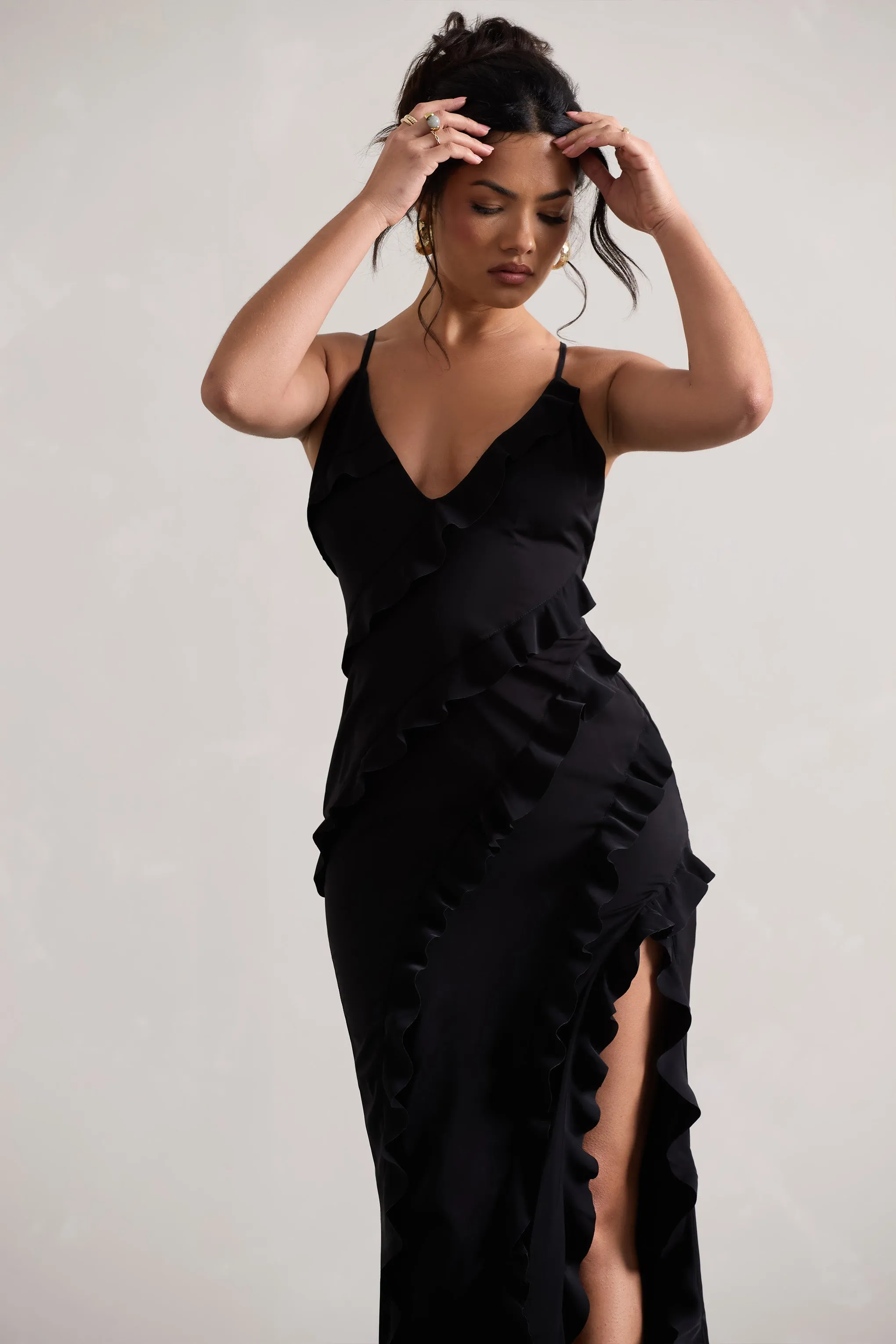 Run The World | Black Sweetheart Neckline Ruffle Maxi Dress